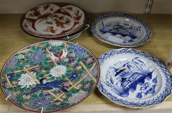 Three Oriental plates and two pearlware plates